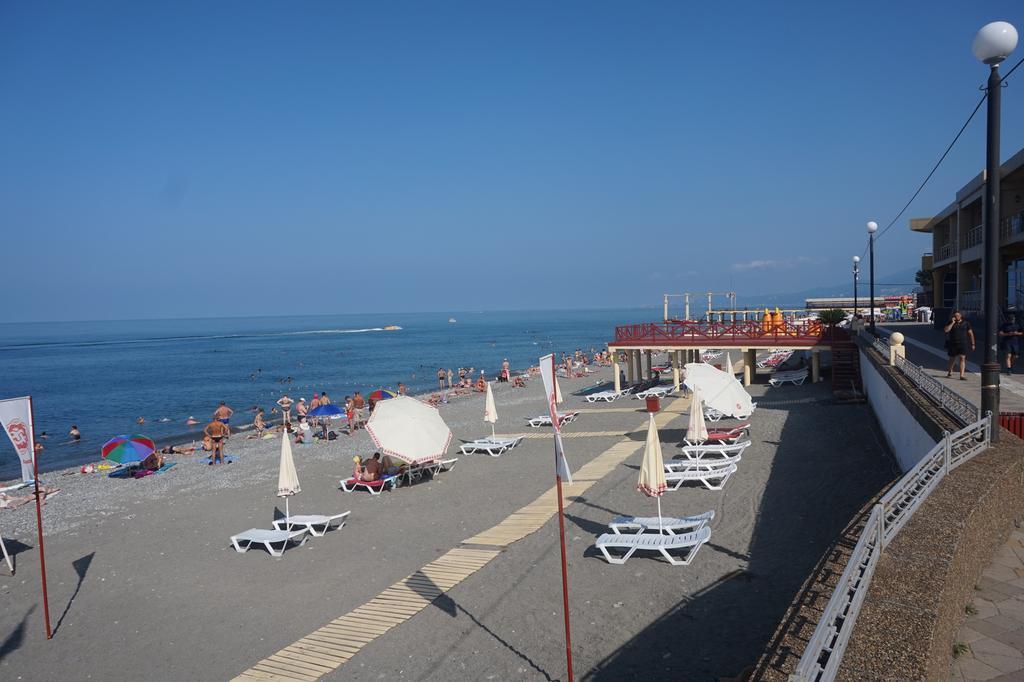 אדלר Lazur Beach Hotel Sochi מראה חיצוני תמונה